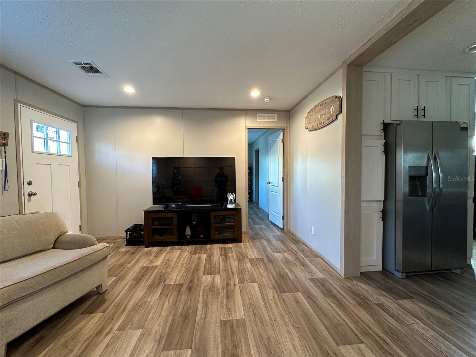 WILLISTON HIGHLANDS UNIT 7 - Residential