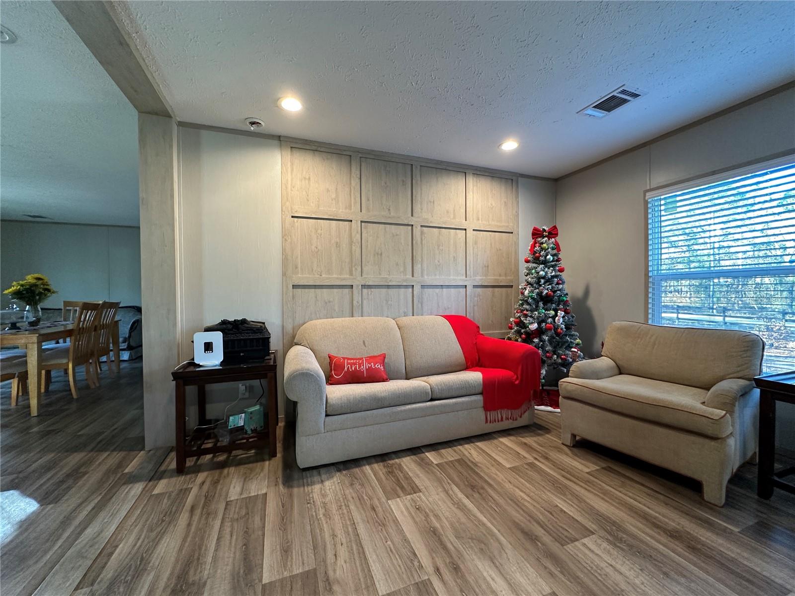 WILLISTON HIGHLANDS UNIT 7 - Residential