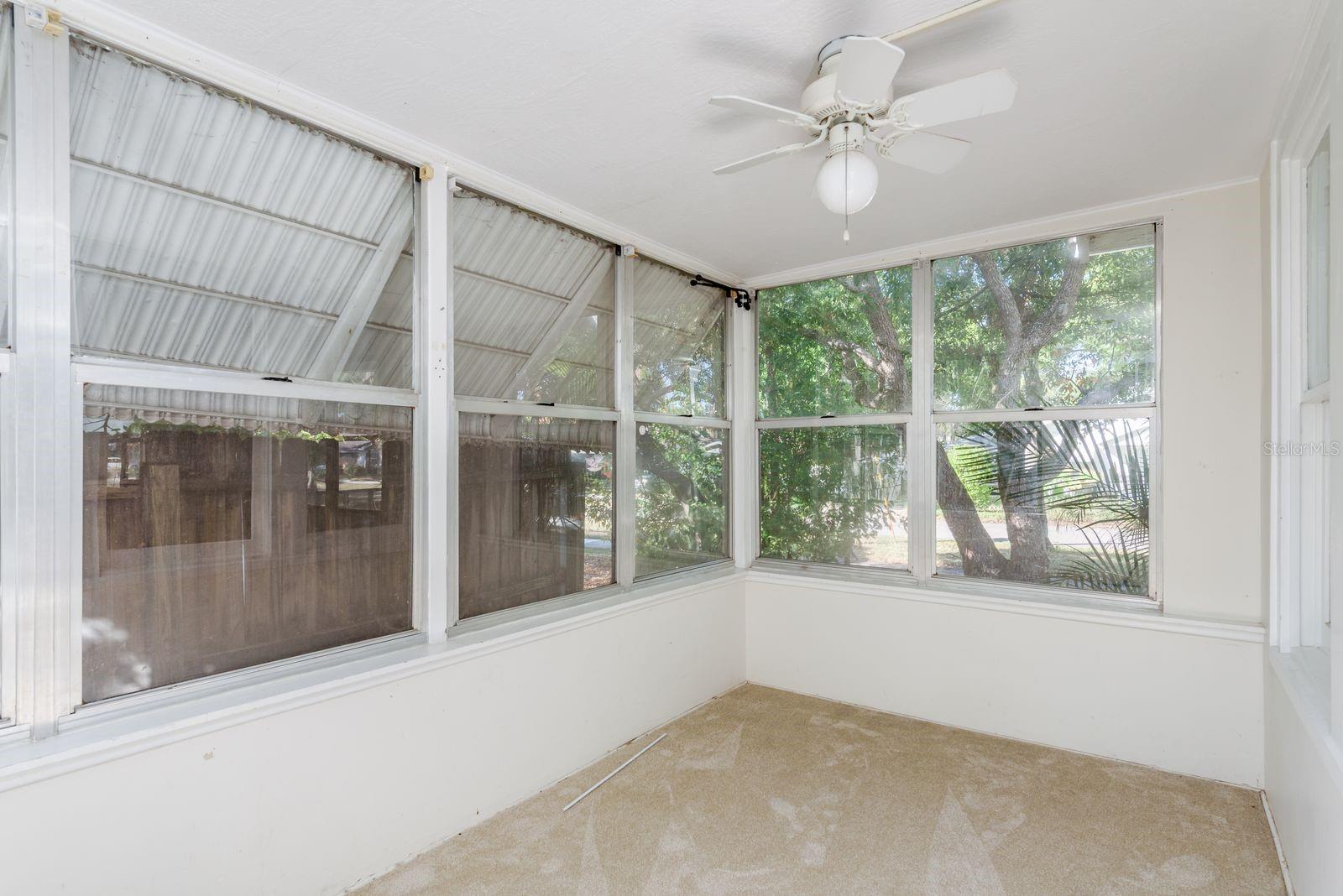 SHADOW LAWN - Residential