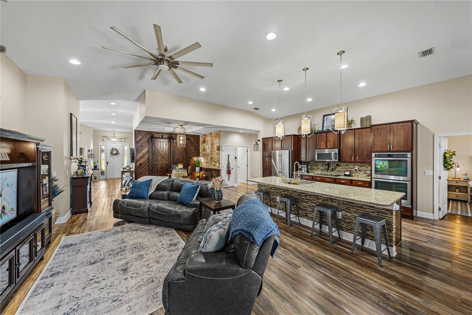 LAKE JOVITA GOLF & COUNTRY CLUB PH 04 C - Residential