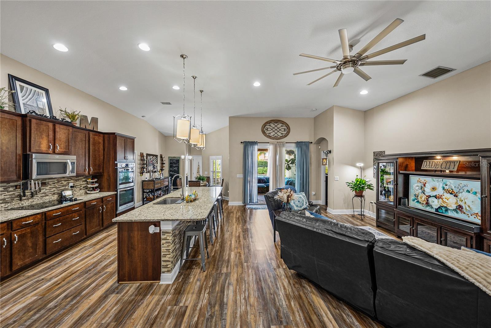 LAKE JOVITA GOLF & COUNTRY CLUB PH 04 C - Residential