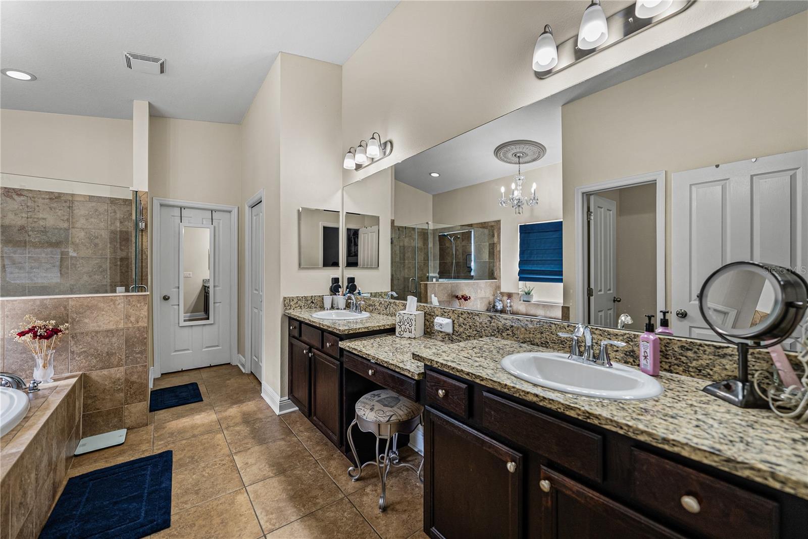 LAKE JOVITA GOLF & COUNTRY CLUB PH 04 C - Residential