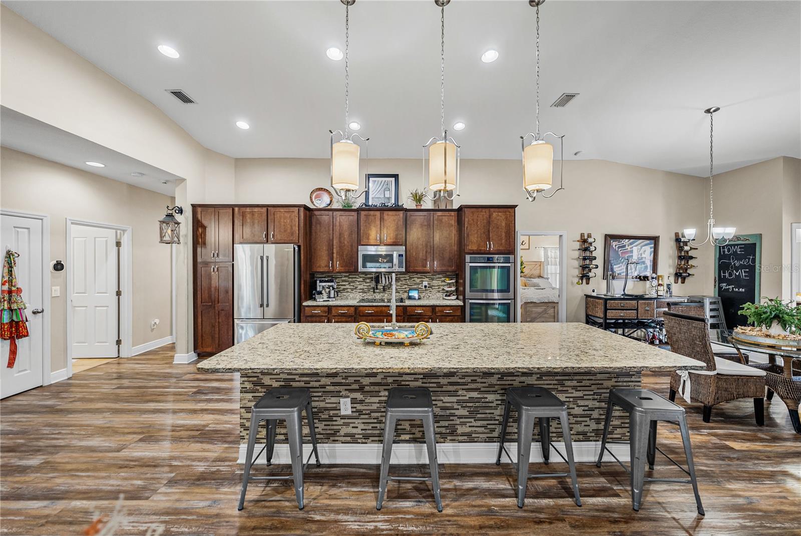 LAKE JOVITA GOLF & COUNTRY CLUB PH 04 C - Residential