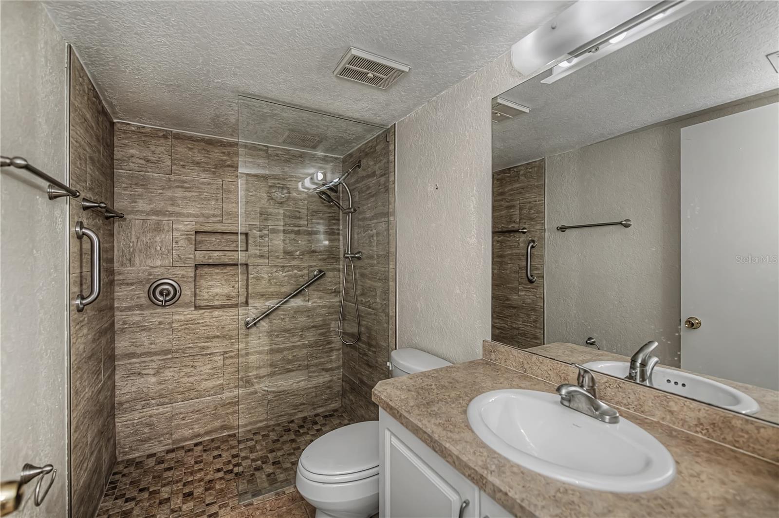 DEEP CREEK GARDENS PH 02 - Residential