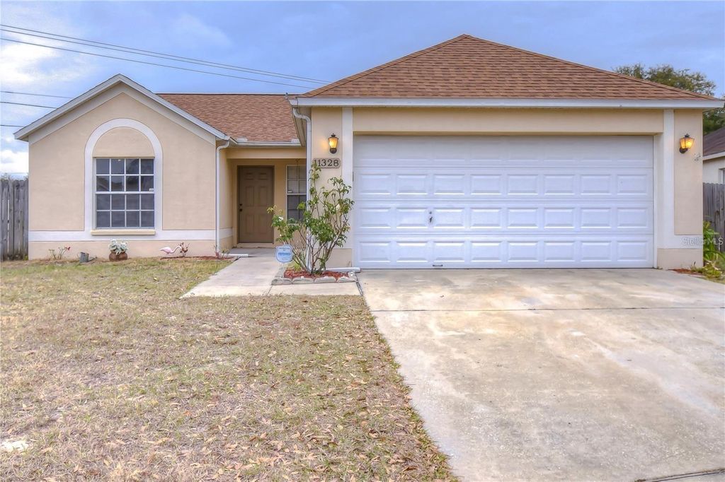 Photo of 11328 Jim Court, Riverview, FL 33569 (MLS # O6369669)