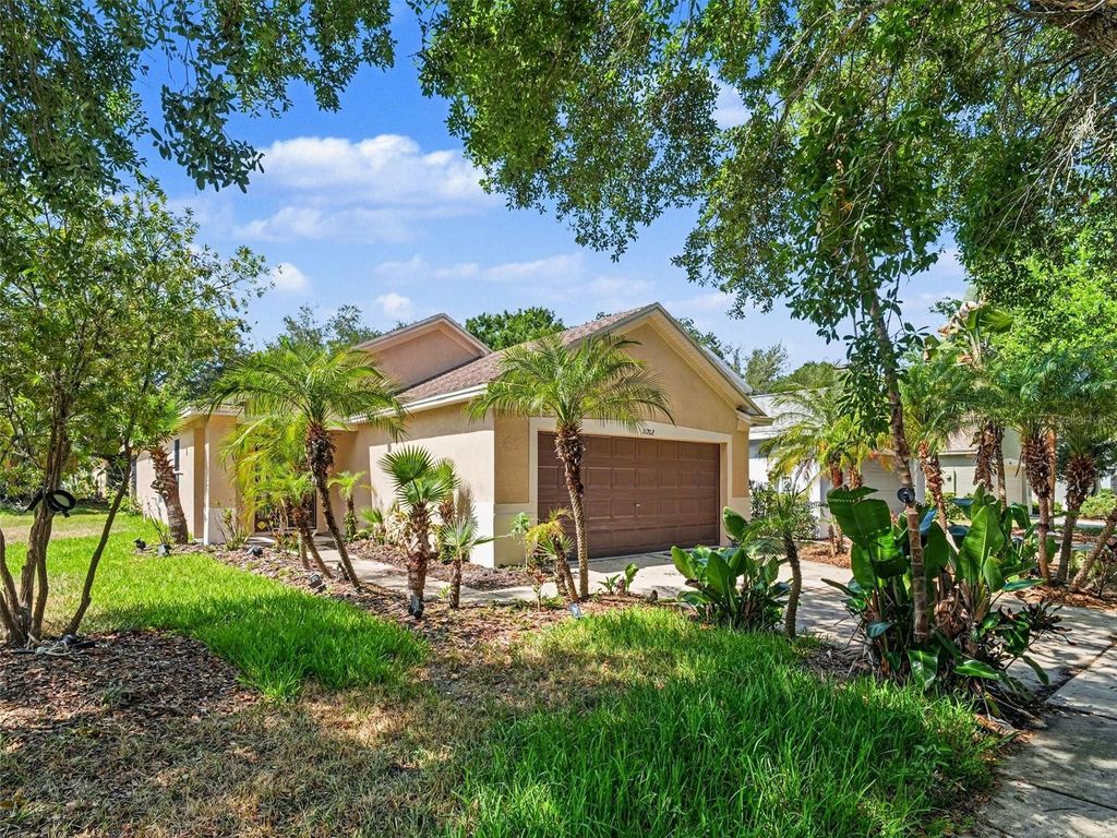 Photo of 11702 Crest Creek Drive, Riverview, FL 33569 (MLS # A4691970)