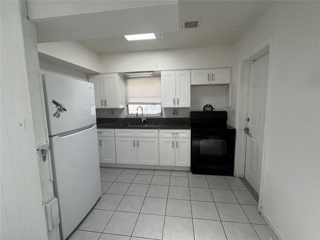 Photo of 2329 W Oak Street, Kissimmee, FL 34741 (MLS # S5145423)