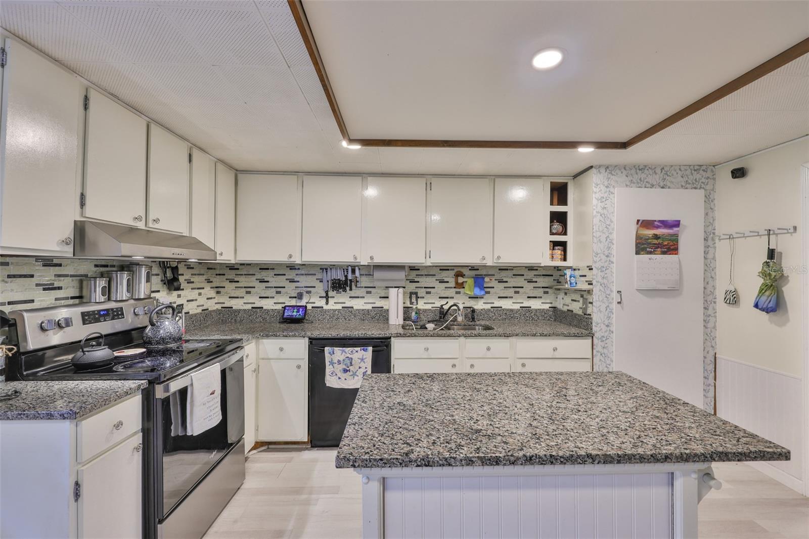 RIVERSIDE ESTATES 14 PAGE - Residential