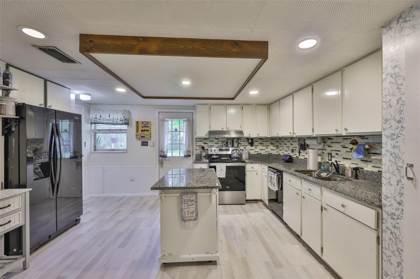 RIVERSIDE ESTATES 14 PAGE - Residential