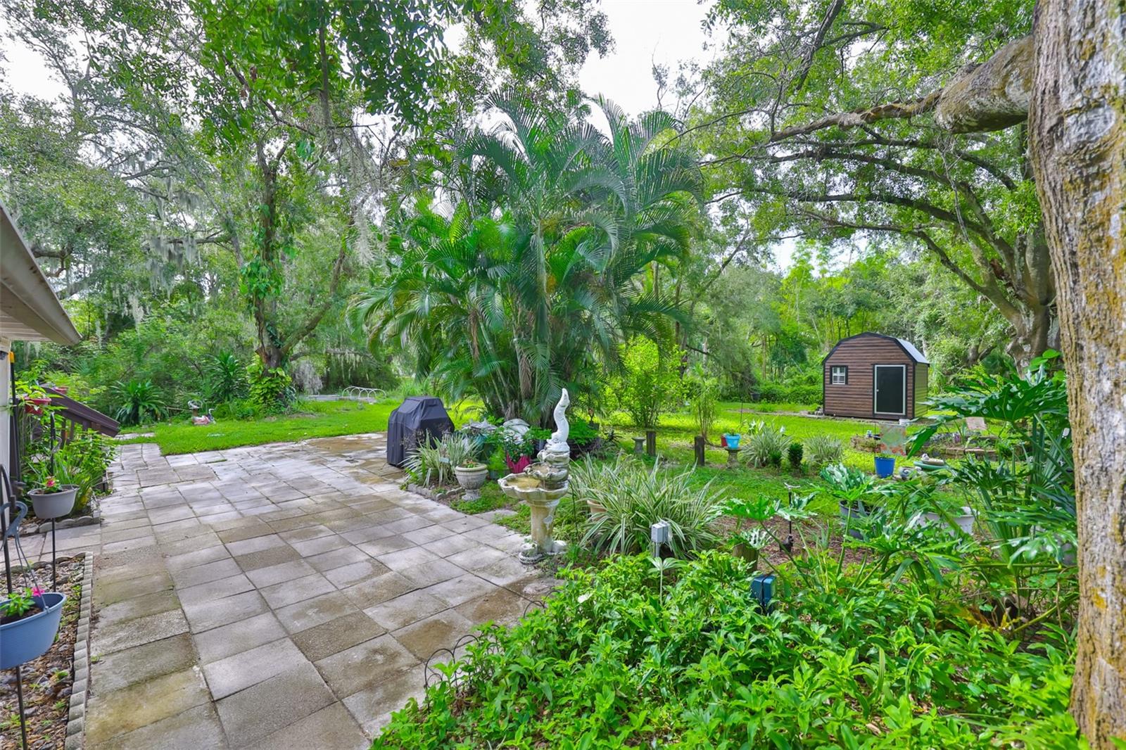 RIVERSIDE ESTATES 14 PAGE - Residential