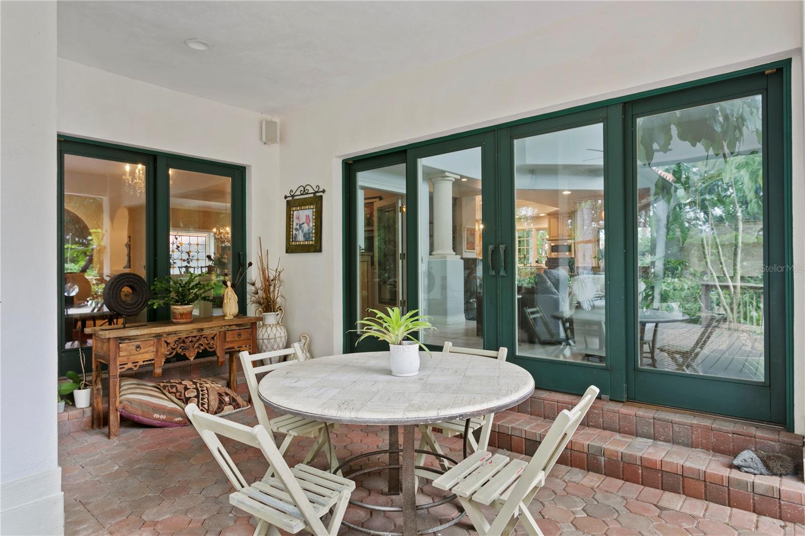 TORTUGA CIRCLE REP - Residential