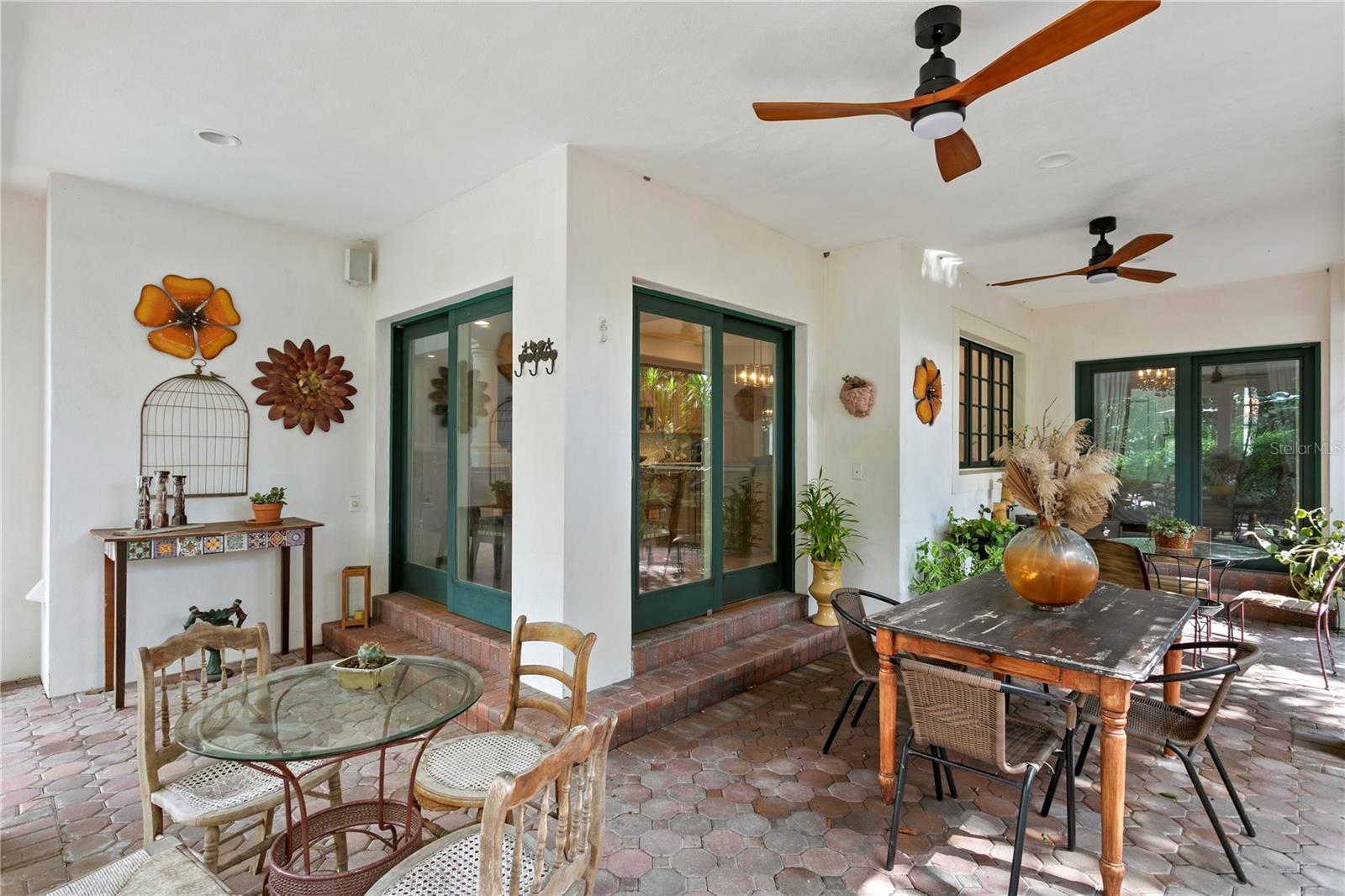 TORTUGA CIRCLE REP - Residential