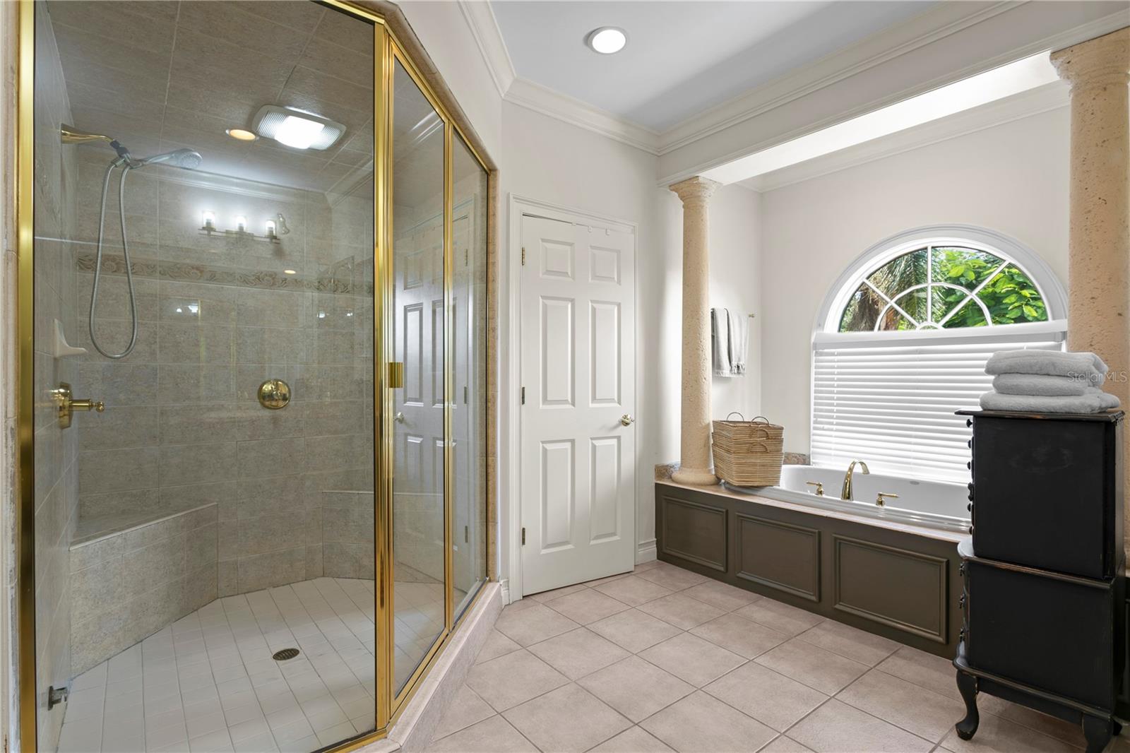 TORTUGA CIRCLE REP - Residential