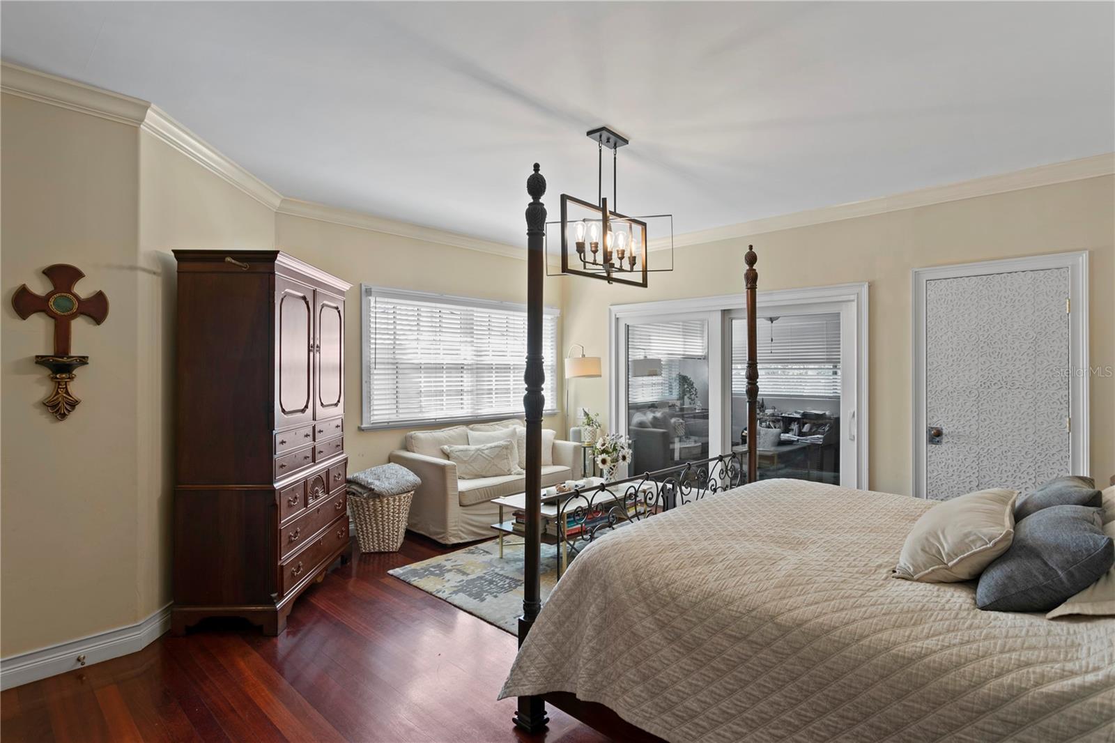 TORTUGA CIRCLE REP - Residential