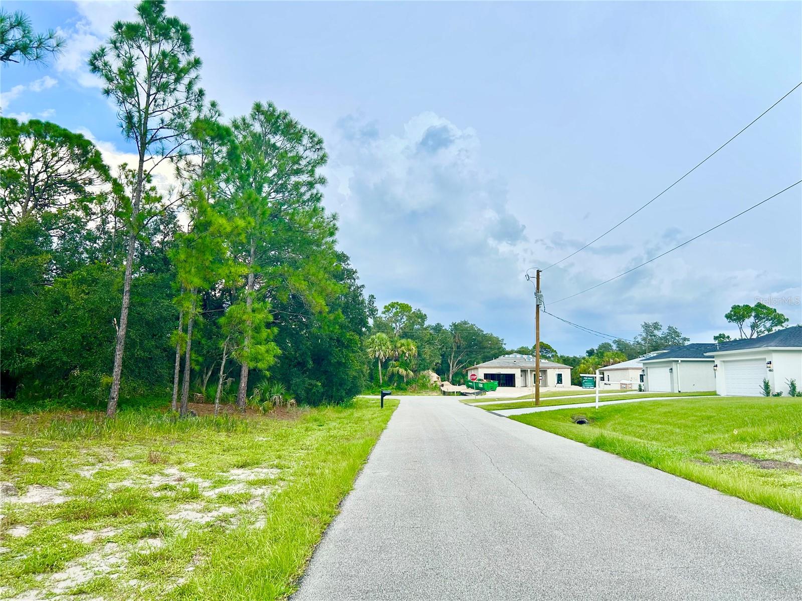 PORT CHARLOTTE SUB 12 - Land