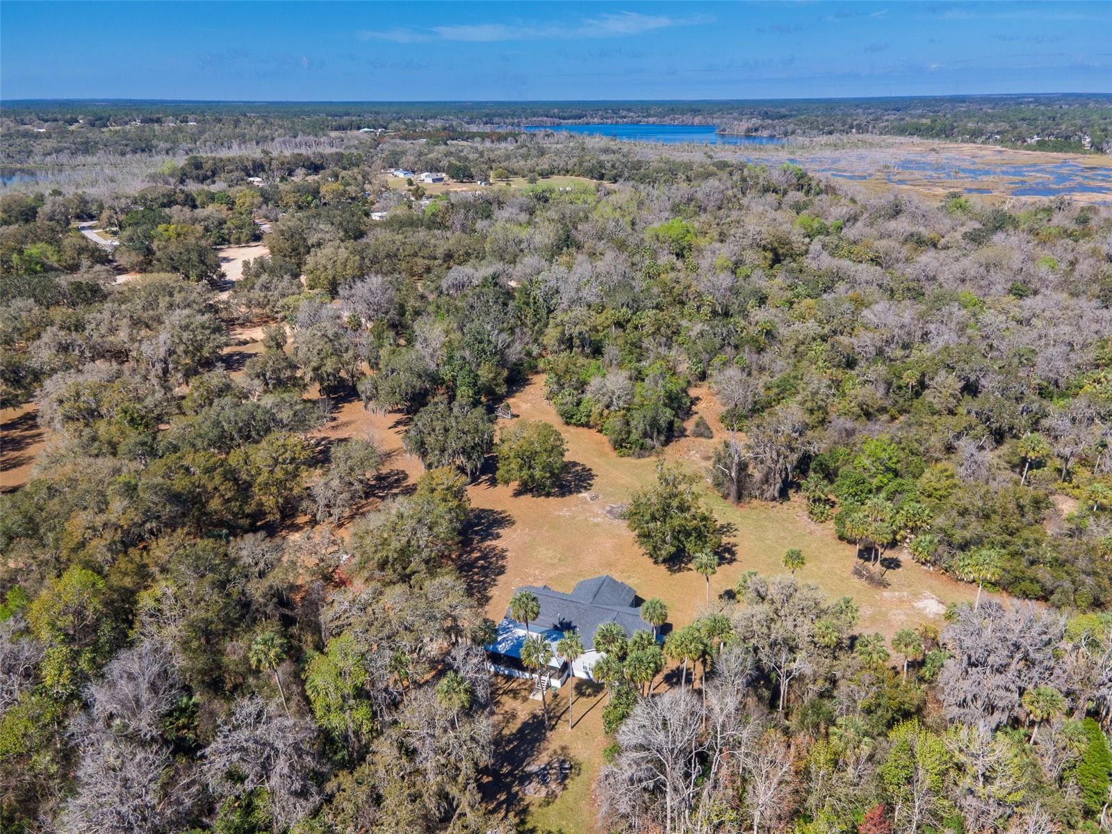 LAKE BRYANT SHORES - Residential