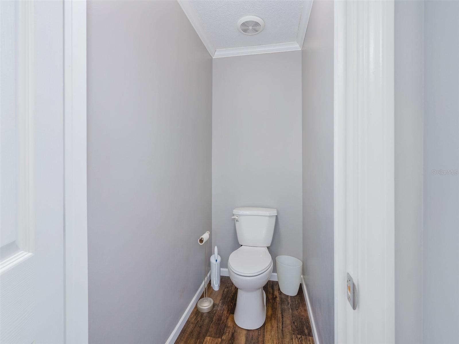 LAKE BRYANT SHORES - Residential