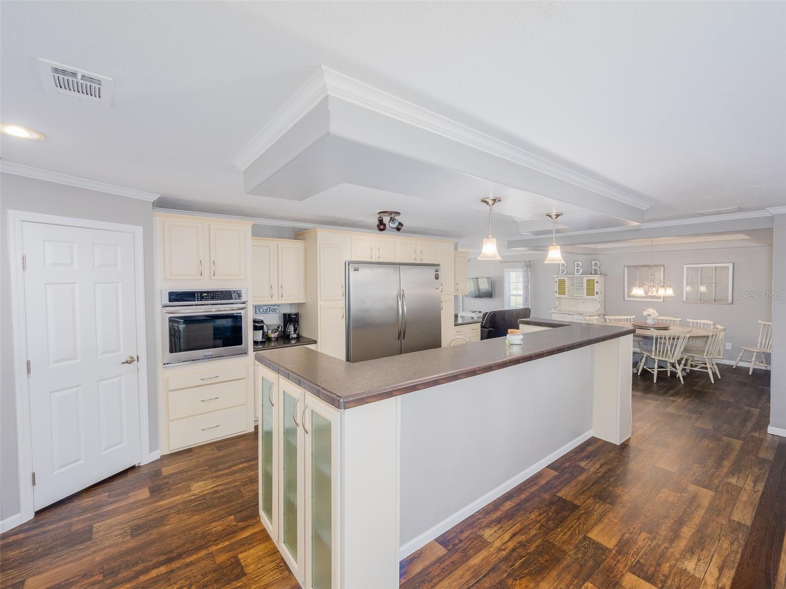 LAKE BRYANT SHORES - Residential