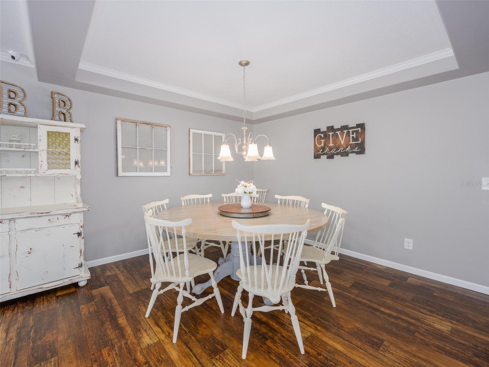 LAKE BRYANT SHORES - Residential