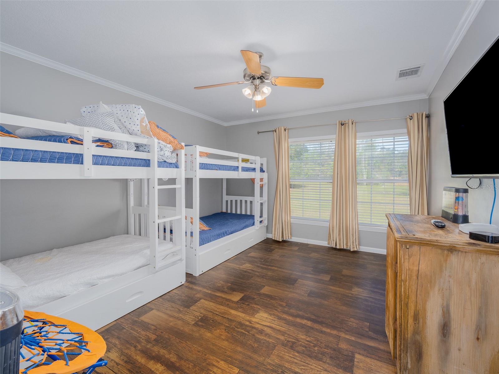 LAKE BRYANT SHORES - Residential