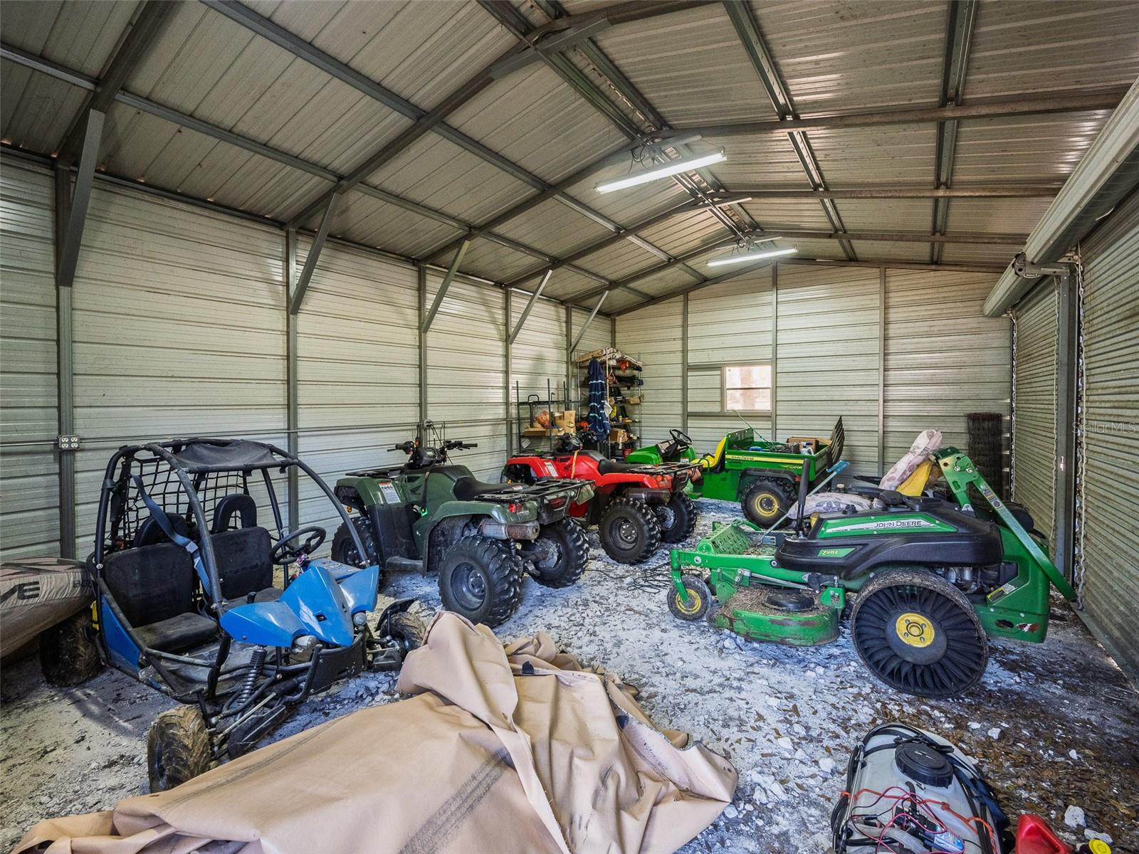 LAKE BRYANT SHORES - Residential