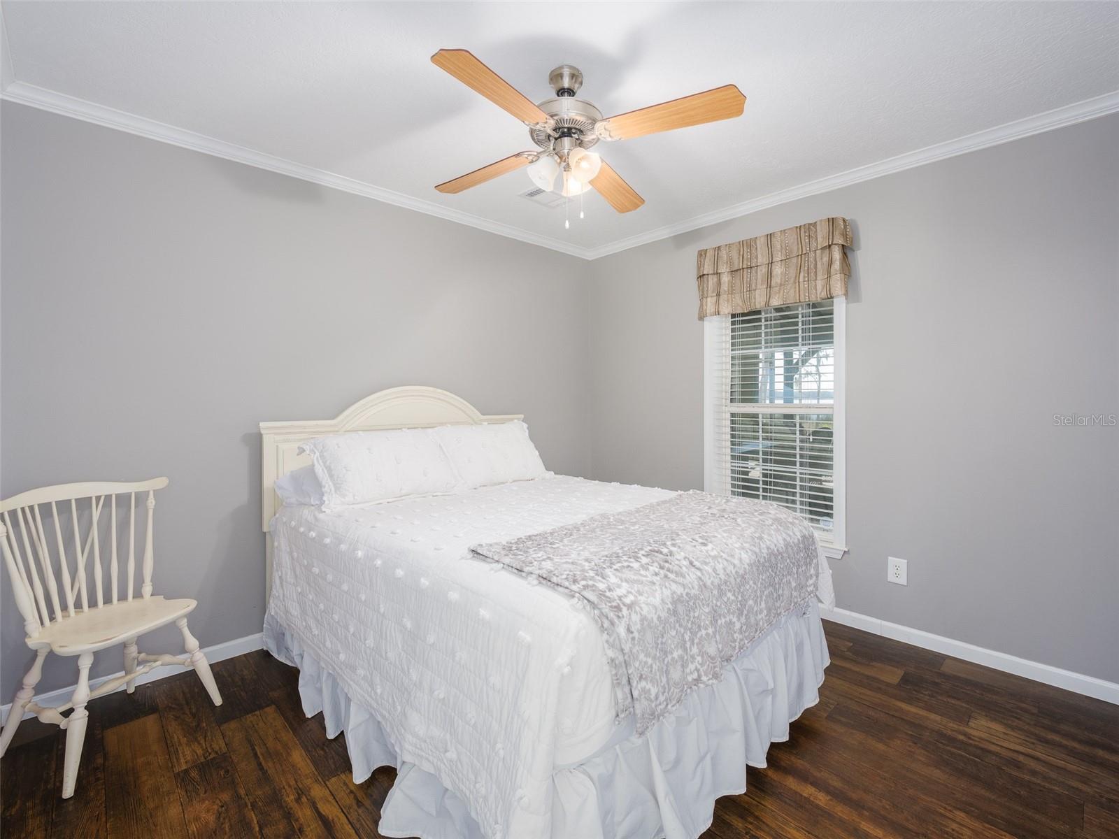 LAKE BRYANT SHORES - Residential