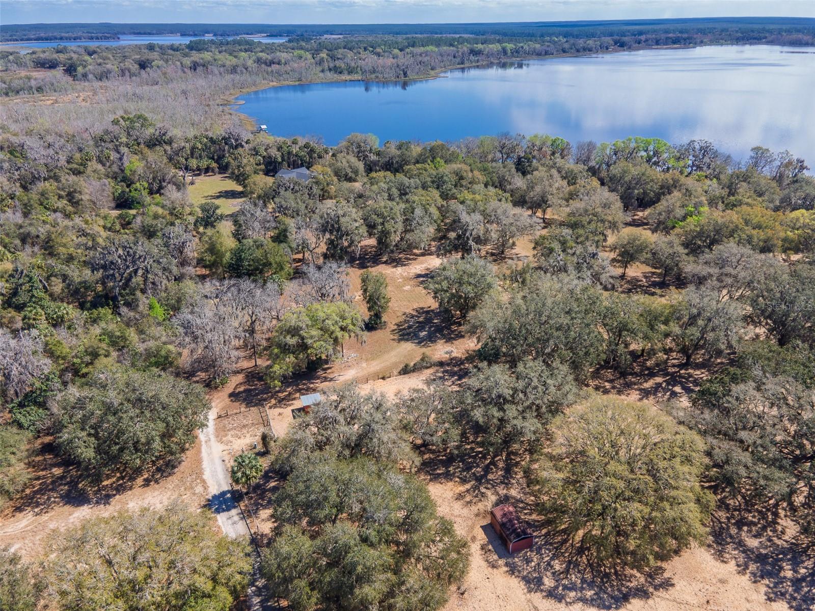 LAKE BRYANT SHORES - Residential