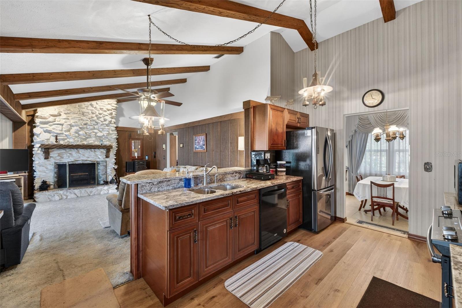 COUNTRYSIDE MANOR SUB - Residential