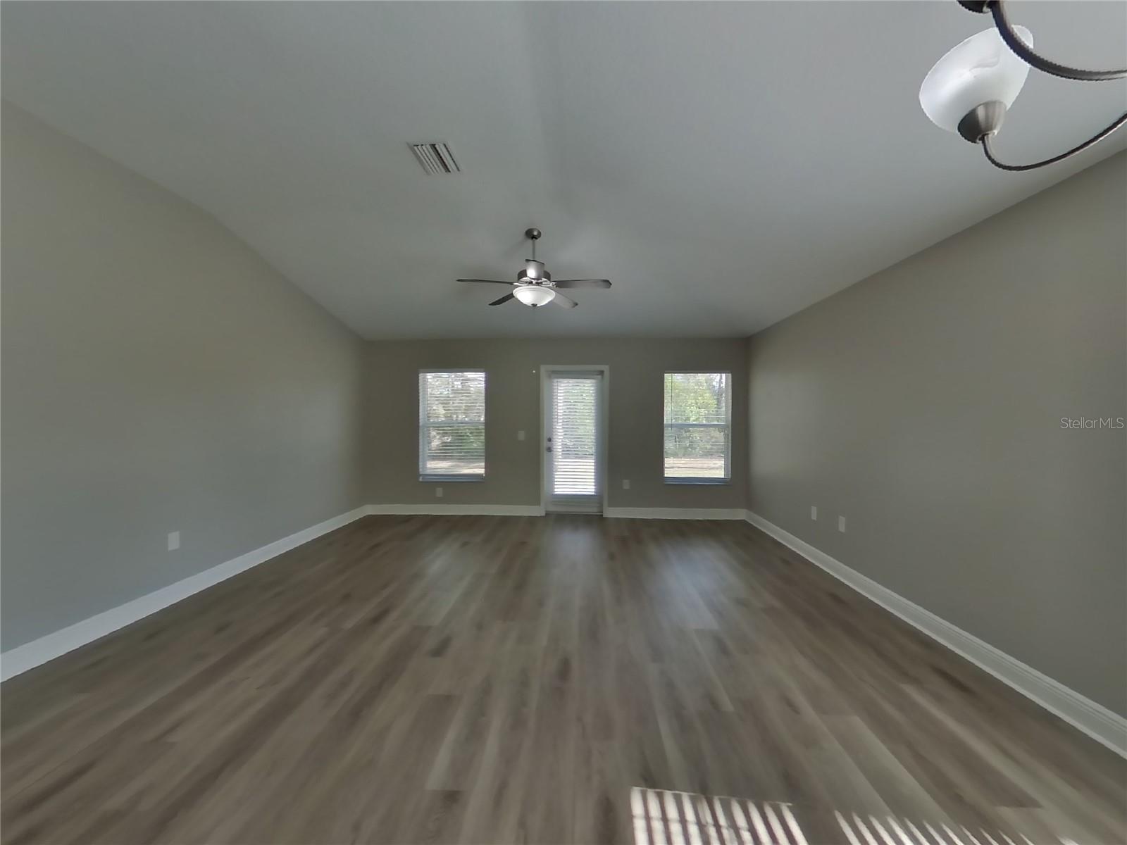 SPRING HILL - Residential Lease