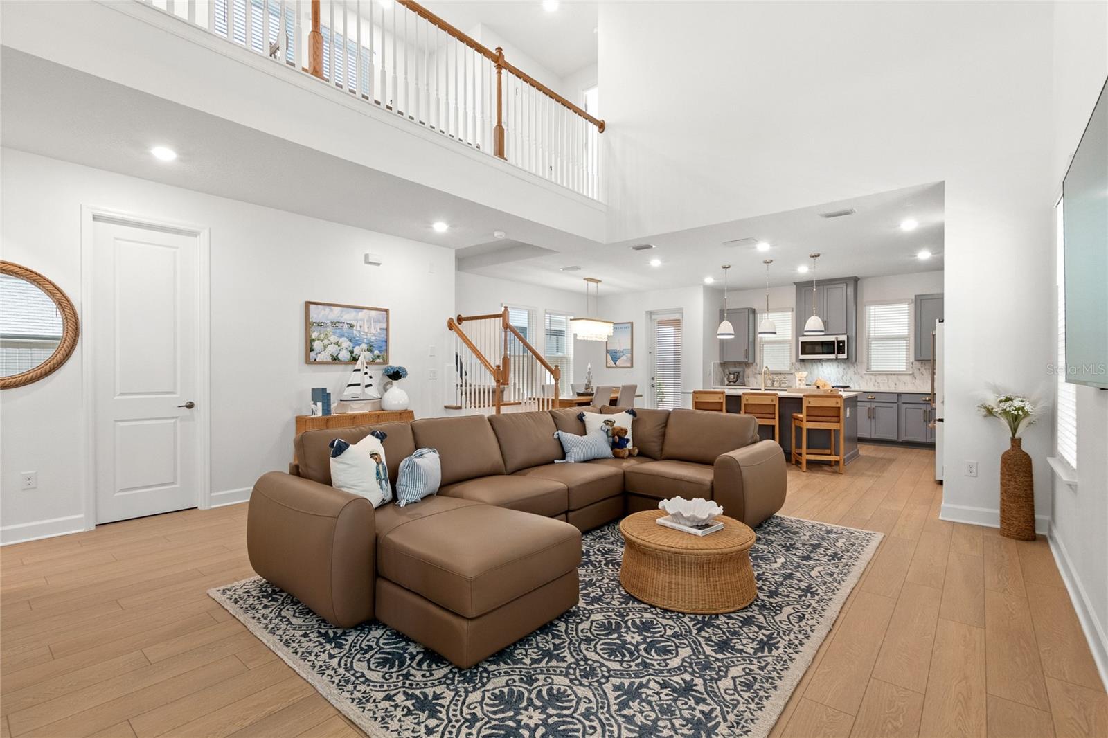16186 HONEY HARVEST STREET