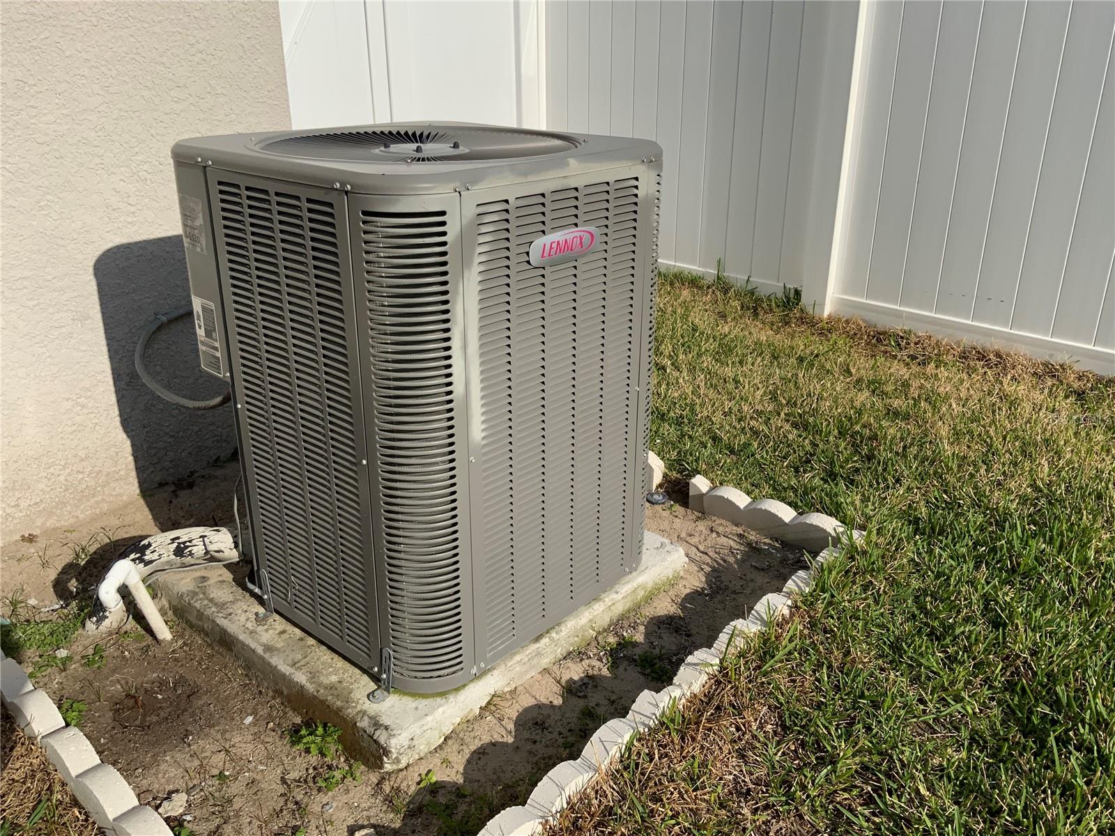 SAWGRASS BAY - Residential