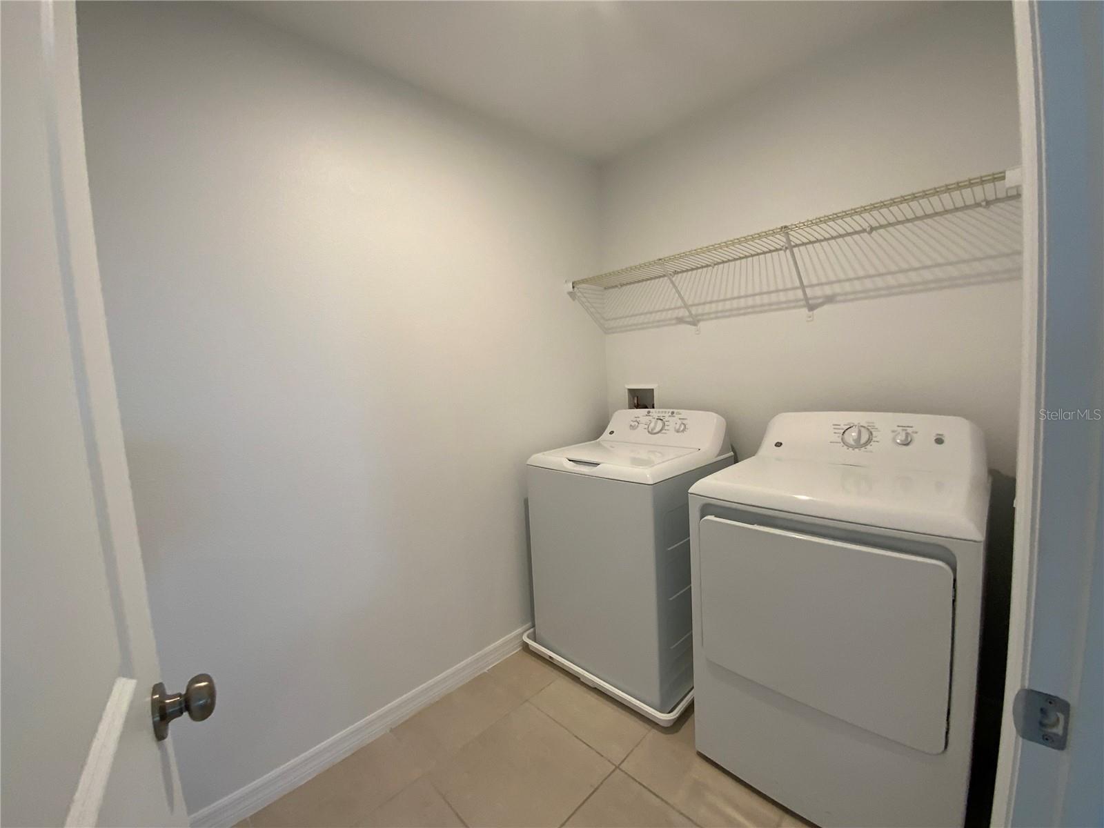 SAWGRASS BAY - Residential