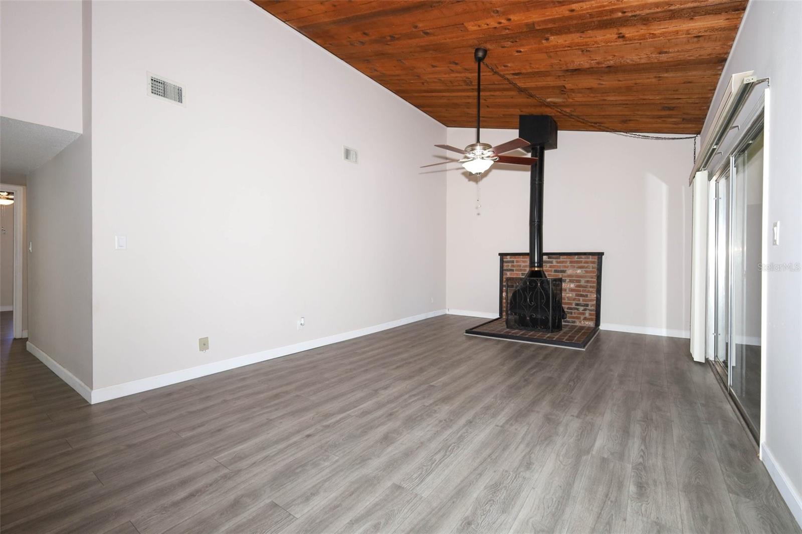 CAPISTRANO - Residential