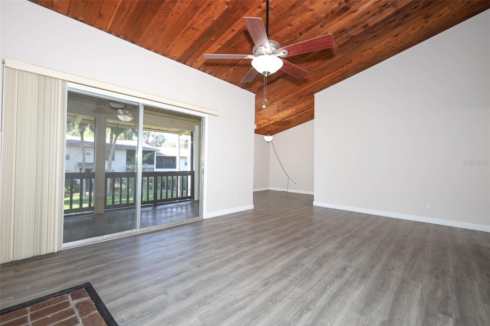 CAPISTRANO - Residential