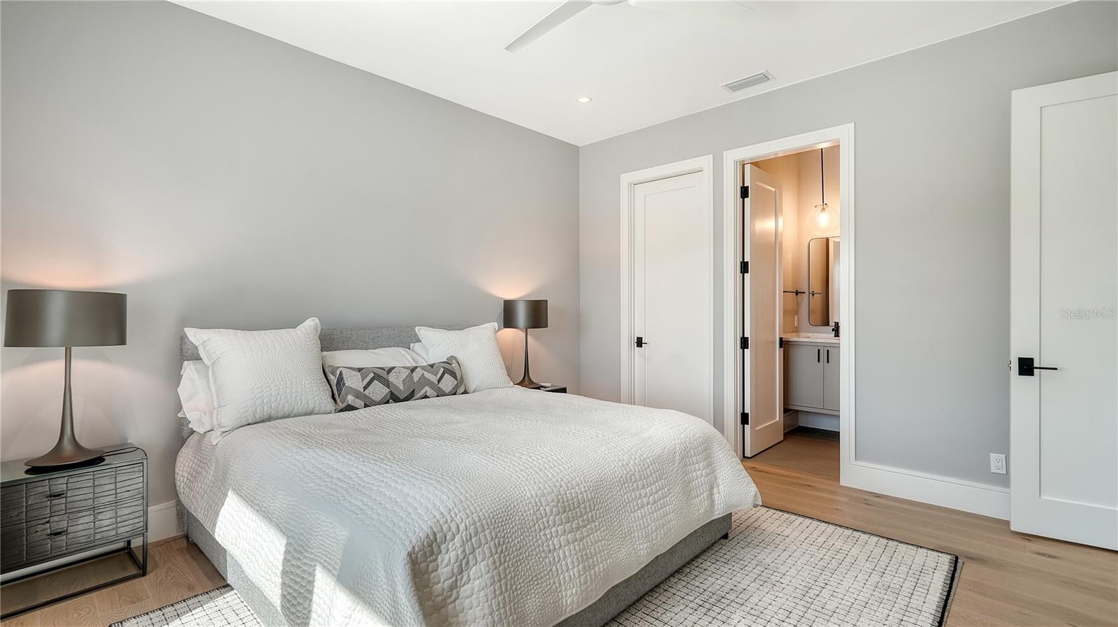 BIRD KEY SUB - Residential