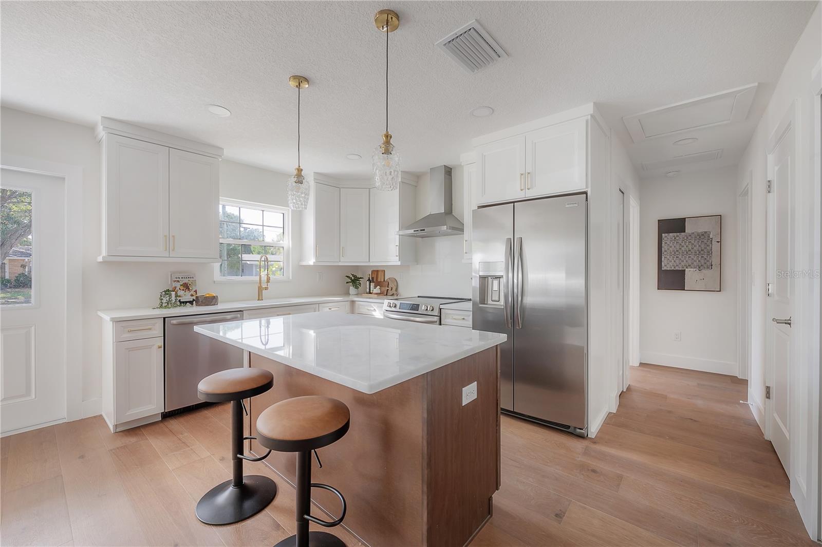 GANDY BLVD PARK 4TH ADD - Residential Lease