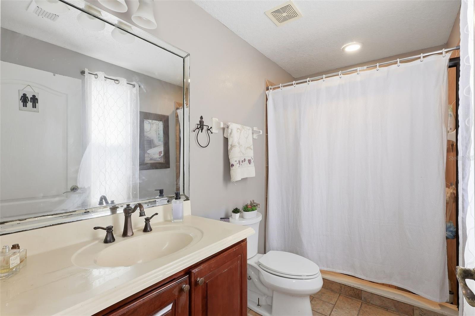 STONEYBROOK HILLS 18 - Residential