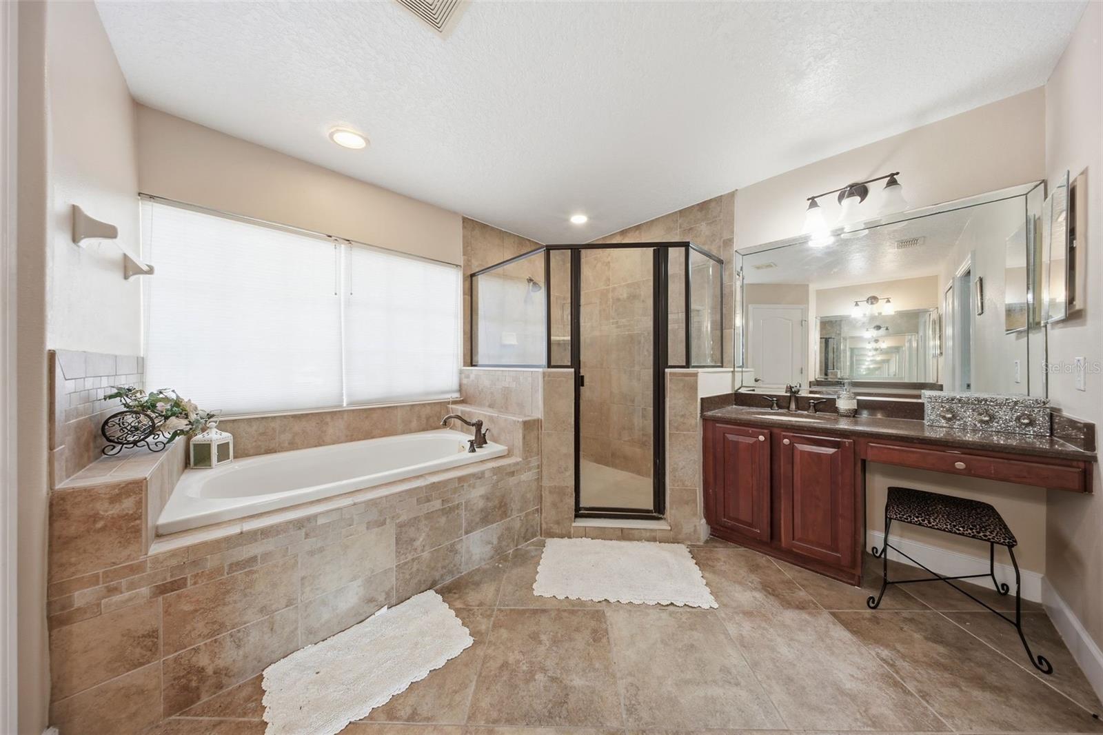 STONEYBROOK HILLS 18 - Residential