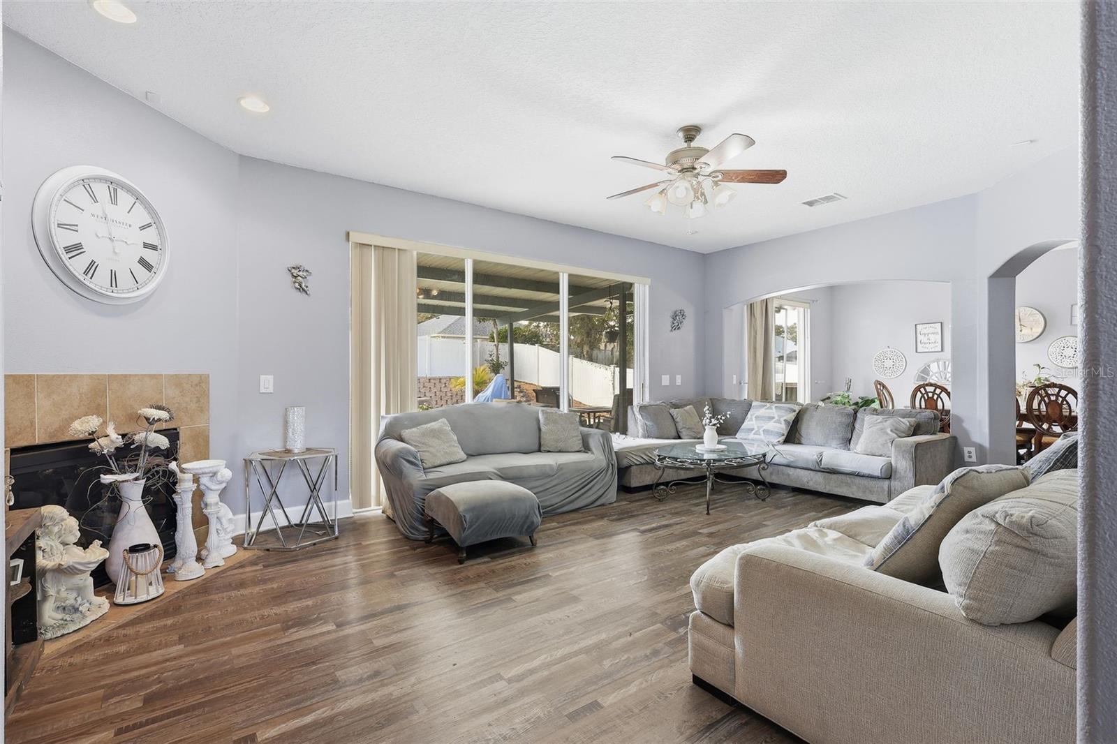 STONEYBROOK HILLS 18 - Residential