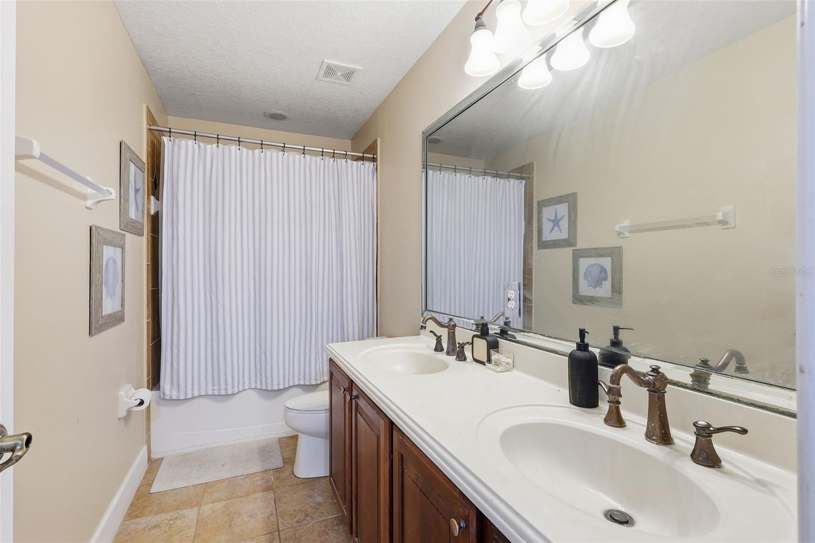 STONEYBROOK HILLS 18 - Residential