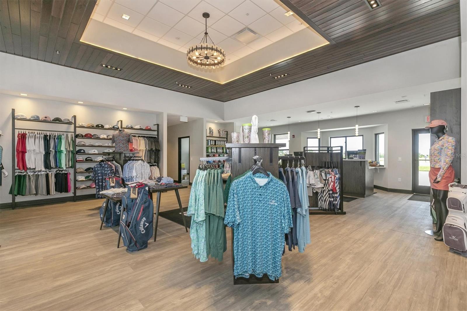 WELLEN PARK GOLF & COUNTRY CLUB - Residential