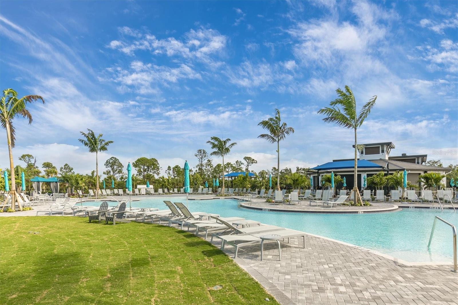 WELLEN PARK GOLF & COUNTRY CLUB - Residential