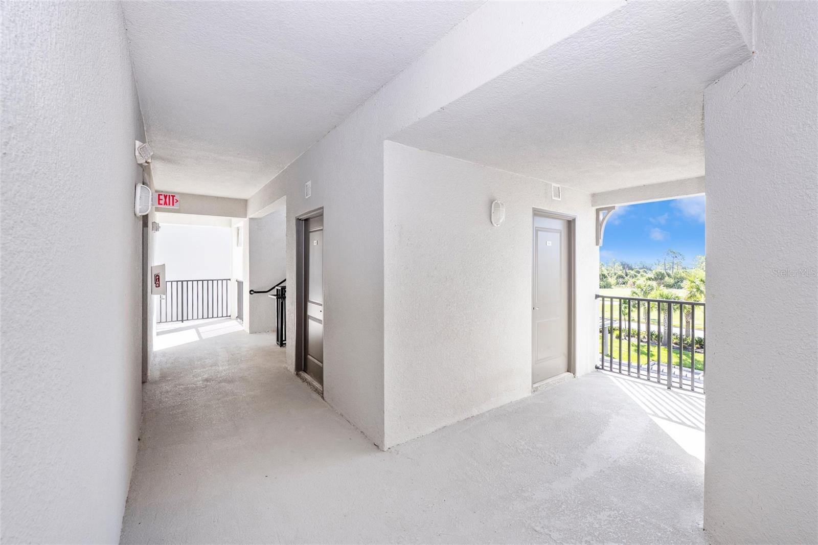 WELLEN PARK GOLF & COUNTRY CLUB - Residential
