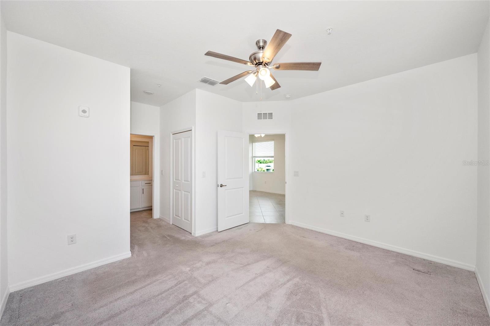 WELLEN PARK GOLF & COUNTRY CLUB - Residential