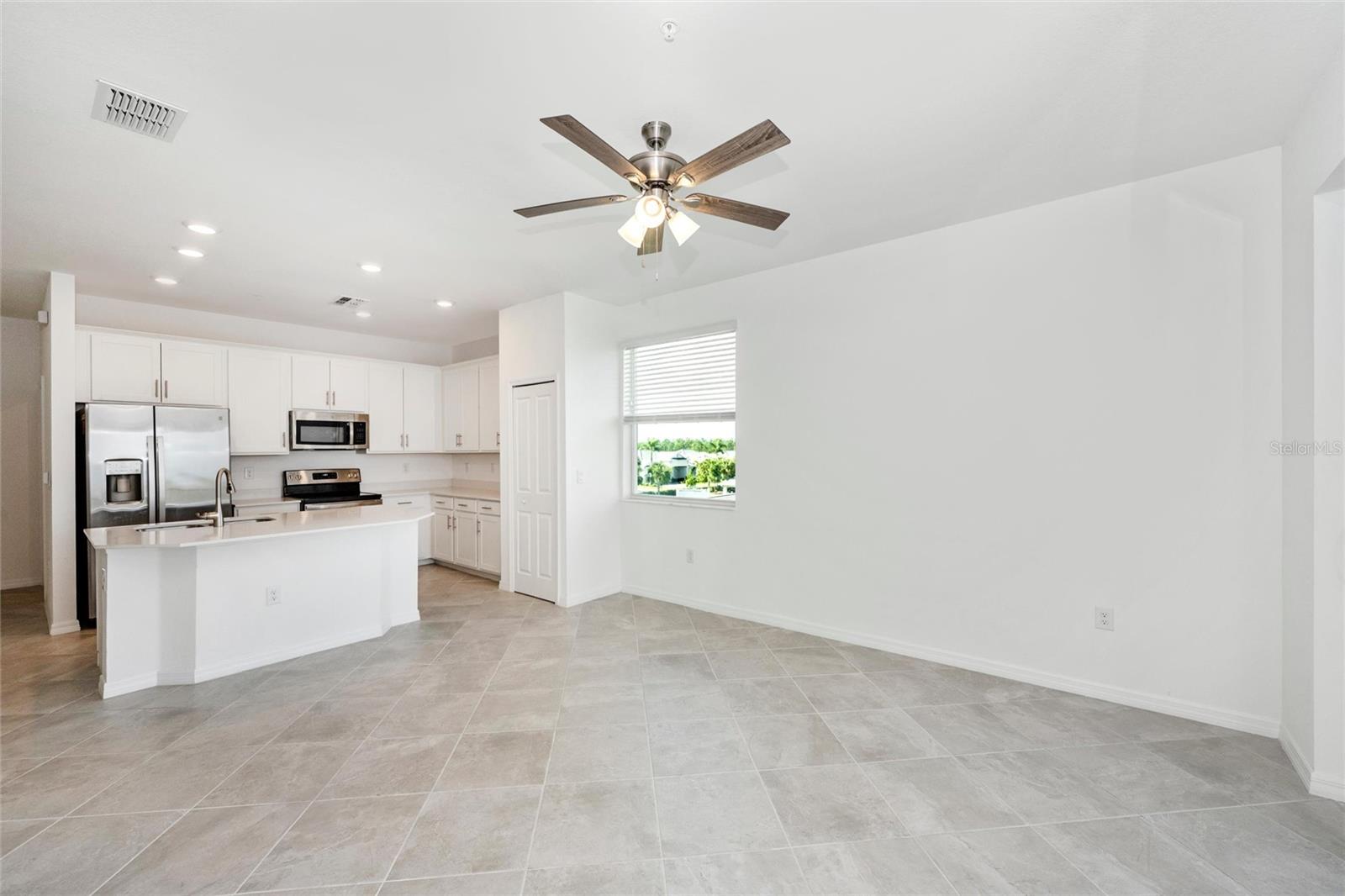WELLEN PARK GOLF & COUNTRY CLUB - Residential