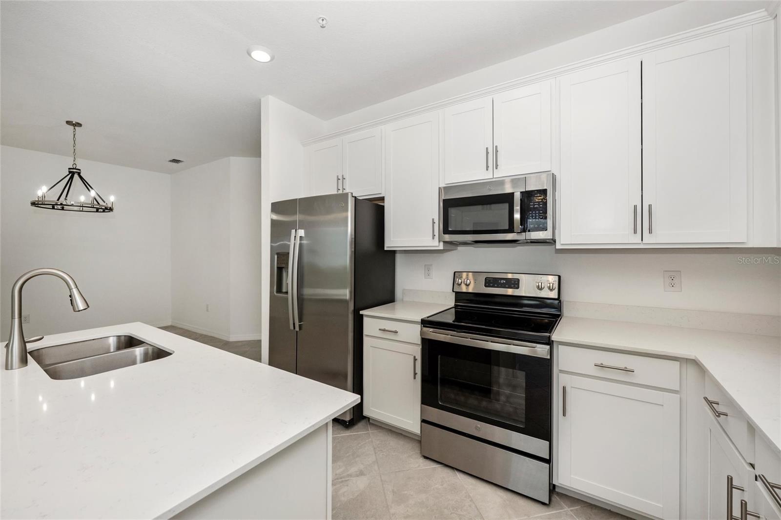 WELLEN PARK GOLF & COUNTRY CLUB - Residential
