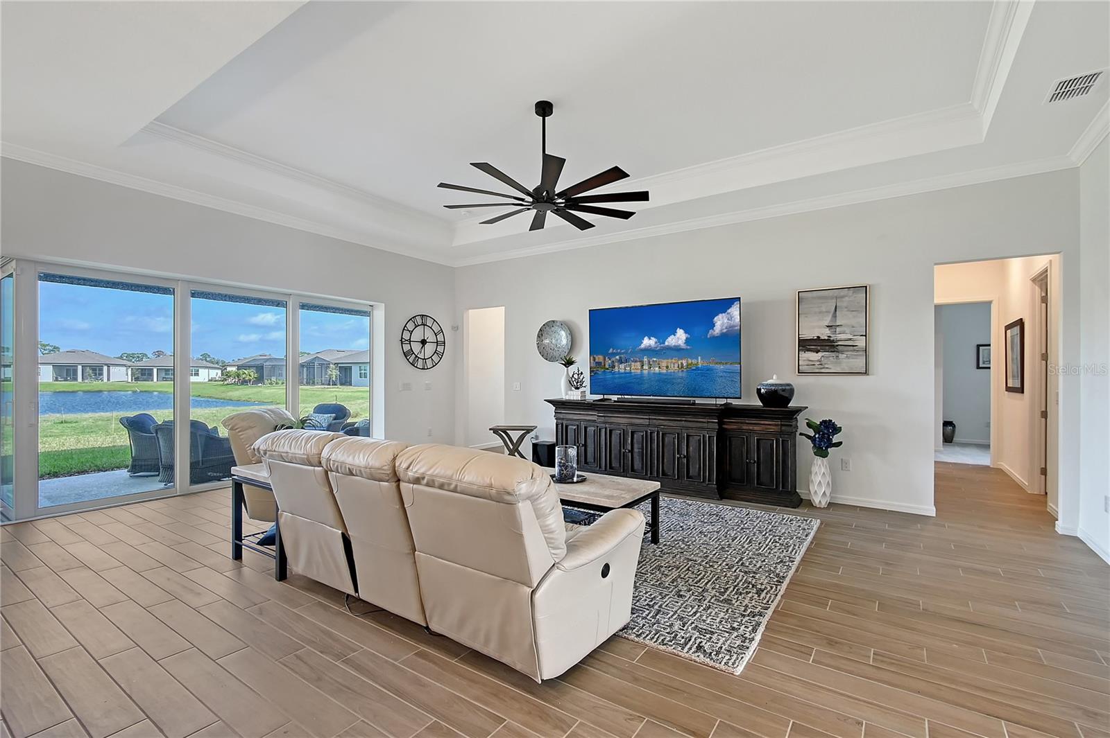 9028 SUNRAY COVE