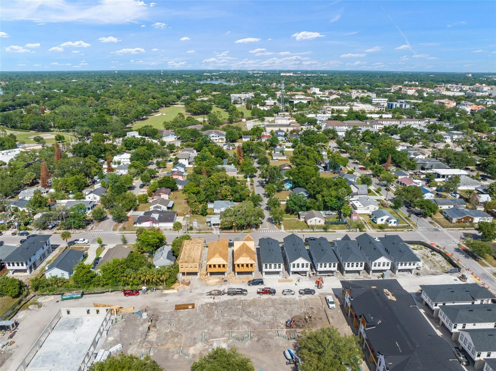 CARVER TOWN - Residential