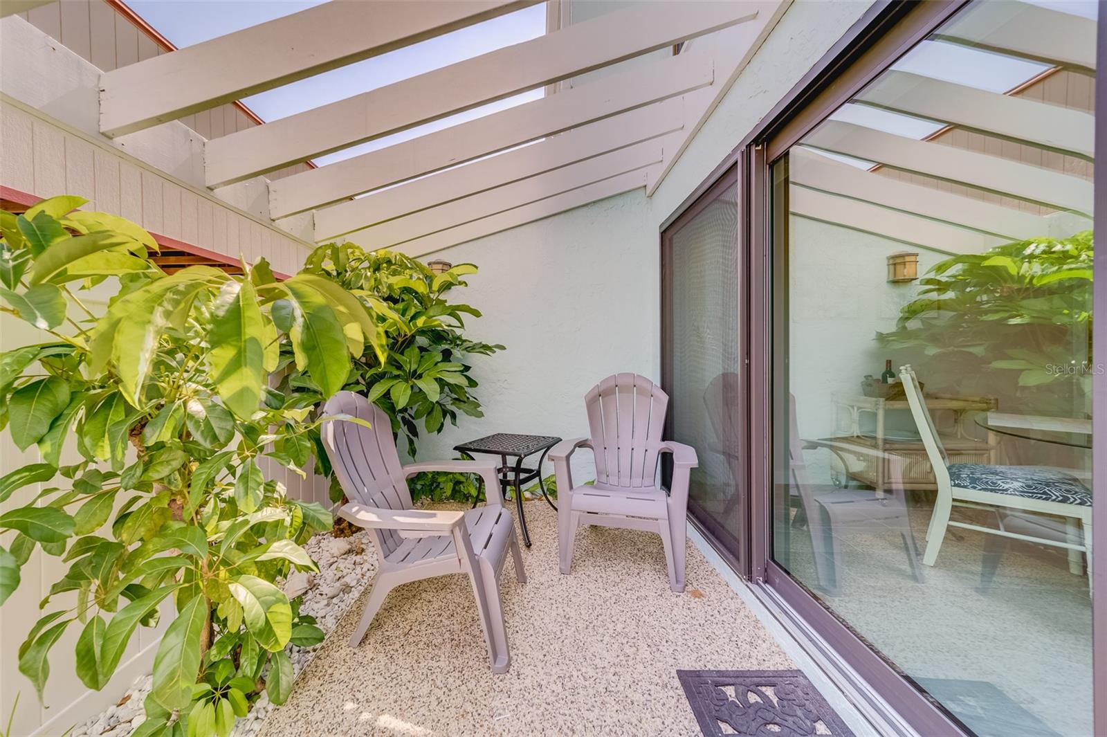 1 WINDRUSH BOULEVARD 63
