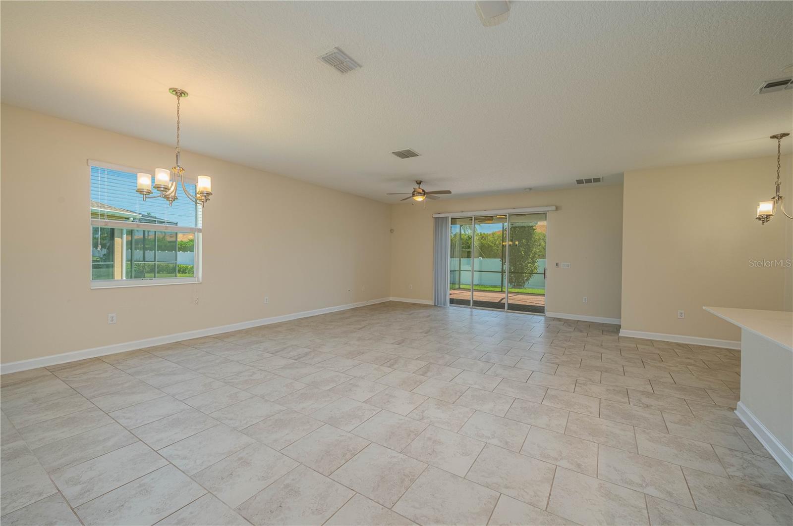 2733 ATTWATER LOOP